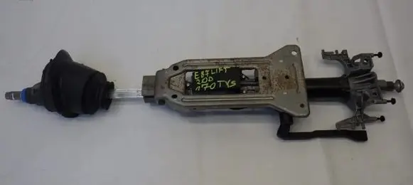 BMW 1 E81 E87 Steering wheel axle 6786899