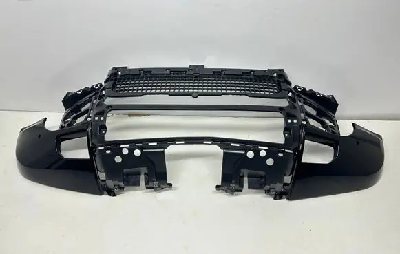 Land Rover Defender Front bumper L8B217F791A
