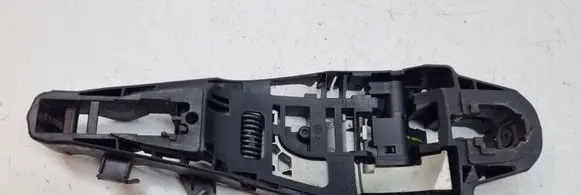 Rear door exterior handle/bracket