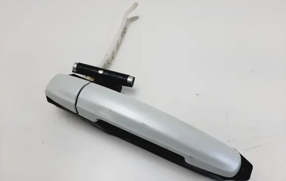 Suzuki Swift II Rear door exterior handle