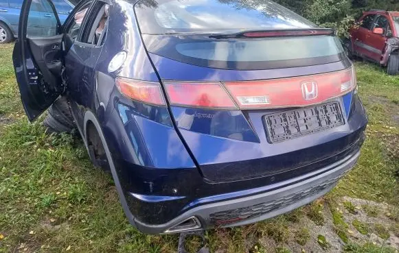 Honda Civic Truck tailgate 