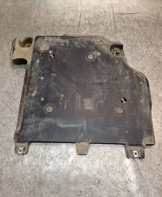 Volkswagen T-Cross Rear underbody cover/under tray 2Q0825101A