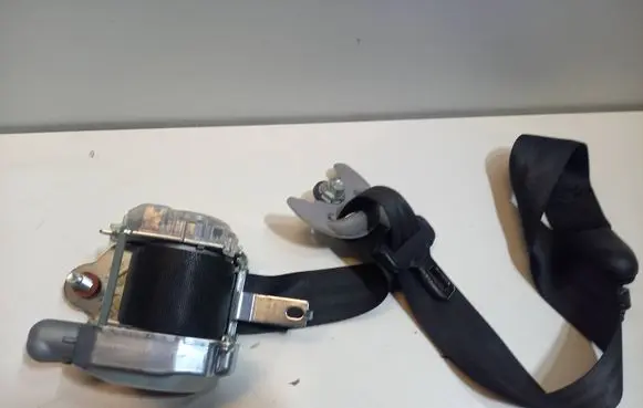 Hyundai i40 Front seatbelt 88820-3Z000RY