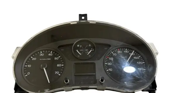Peugeot Partner Speedometer (instrument cluster) YLW22X40
