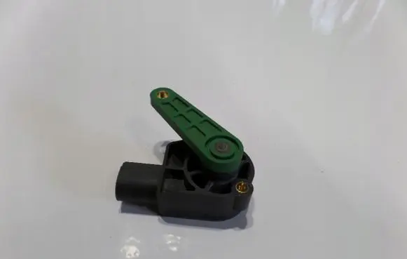 Audi A6 S6 C6 4F Headlight/headlamp level sensor 4F0907503