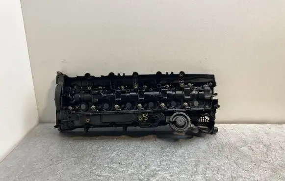 BMW 5 F10 F11 Rocker cam cover 8507607 15265812 PA66GF35