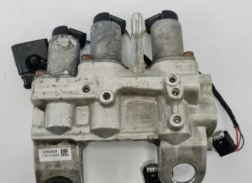 Porsche Cayenne (92A) Active stabilizer control/valve assembly 7P5411851