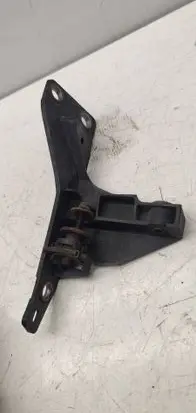 Audi A4 S4 B7 8E 8H Front bumper mounting bracket 8E0805364