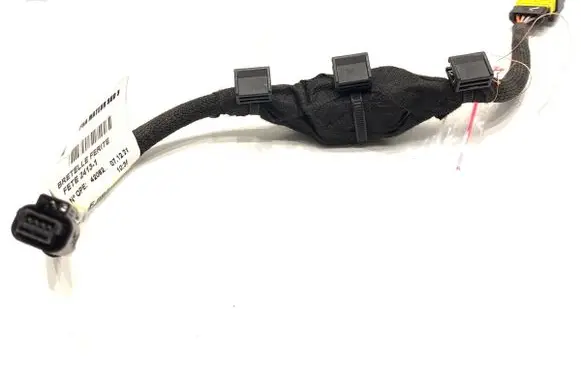 Peugeot 3008 II Other exterior part 9821018280