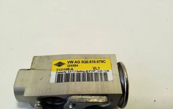 Air conditioning (A/C) expansion valve