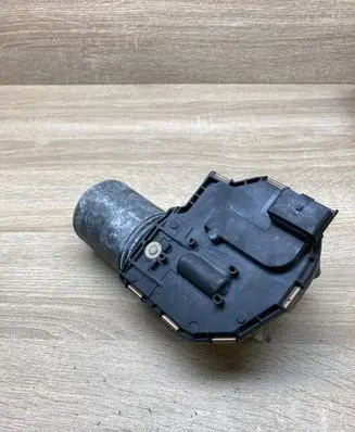 Renault Espace - Grand espace IV Wiper motor 0390241831