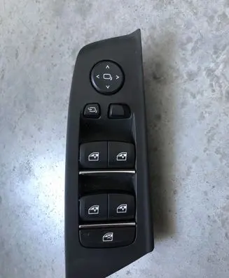 BMW 5 G30 G31 Electric window control switch 6832729