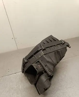 Volvo S90, V90 Air filter box