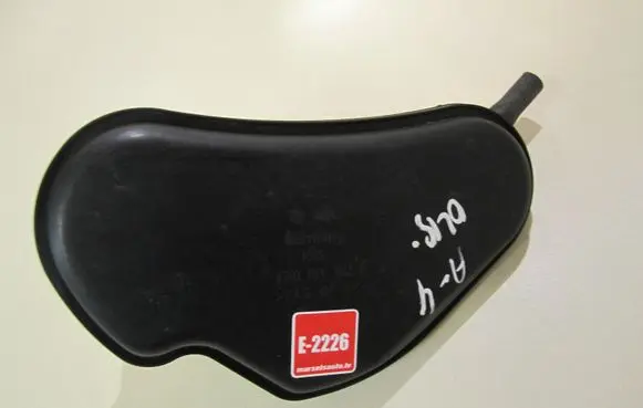 Vacuum air tank