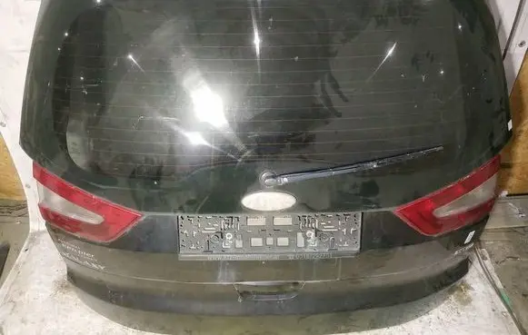 Ford Galaxy Tailgate/trunk/boot lid juodas