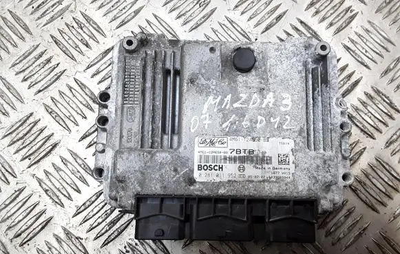 Mazda 3 I Engine control unit/module 4M6112A650BB