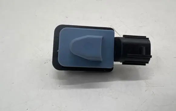 Toyota Yaris XP210 Airbag deployment crash/impact sensor 8983A0D010