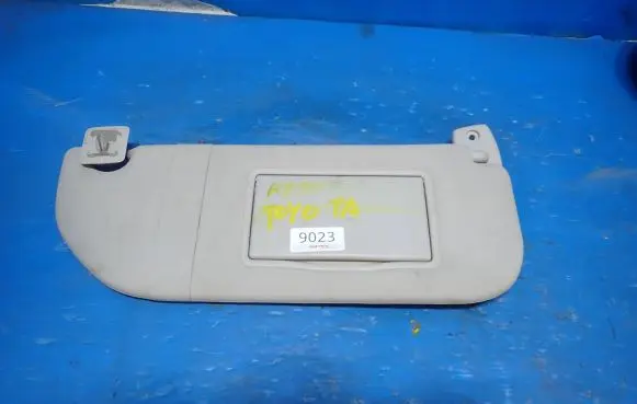 Toyota Aygo AB10 Sun visor