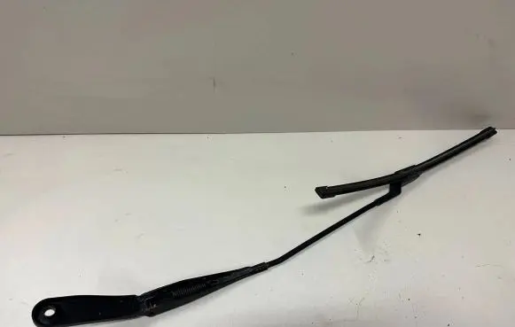 Ford Mondeo MK IV Windshield/front glass wiper blade 7S7117526CC
