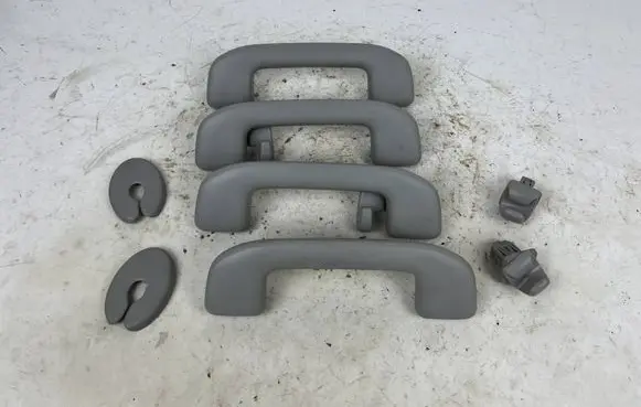 Toyota Mirai II A set of handles for the ceiling 