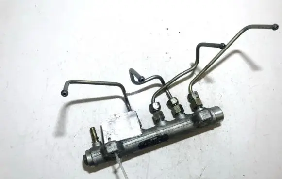 Renault Laguna II Fuel main line pipe 8200148037 0281002568