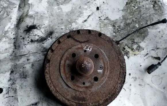 Opel Corsa D Rear wheel bearing hub 