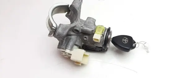 Toyota Auris 150 Ignition lock N0502638 M6627