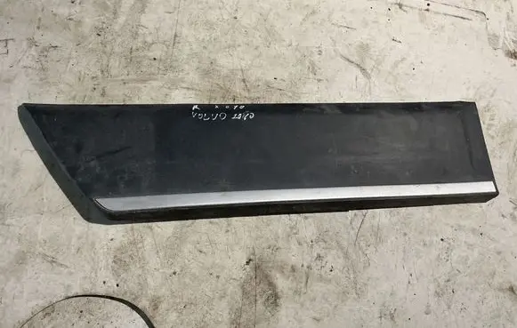 Volvo XC70 Rear door trim (molding) 30763660