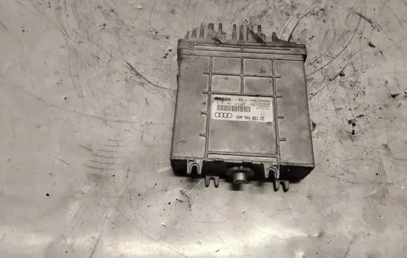 Audi A4 S4 B5 8D Engine control unit/module 028906021CE 28SA2886 0281001425