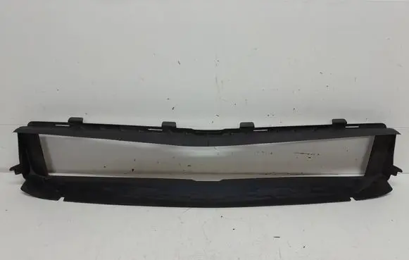 Mercedes-Benz GLB x247 Intercooler air guide/duct channel A2478851703