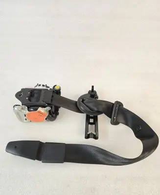 Porsche Macan (95B) Front seatbelt 95B857706