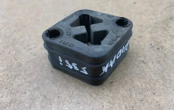 Muffler mount bracket/holder