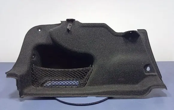 BMW M3 F80 Tailgate/boot cover trim set 7438301