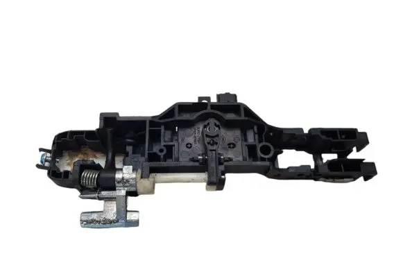 Rear door exterior handle/bracket