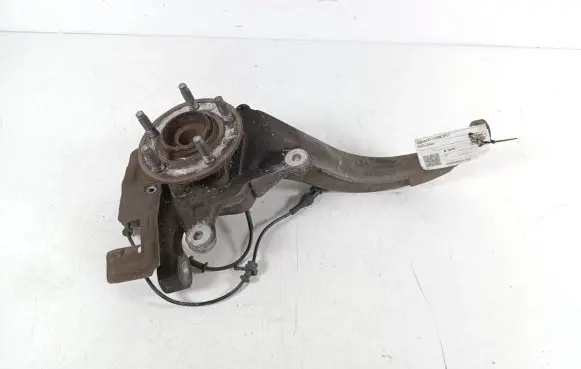 Jaguar XF X250 Front wheel hub