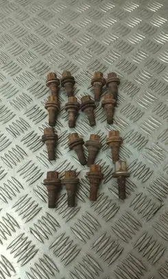 Citroen C5 Nuts/bolts 