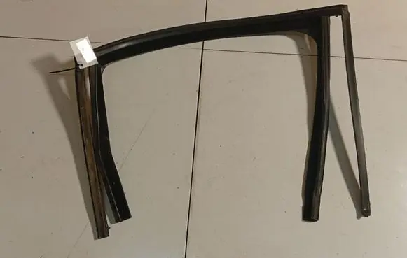 Volkswagen Polo IV 9N3 Rubber seal rear door 6Q6839432