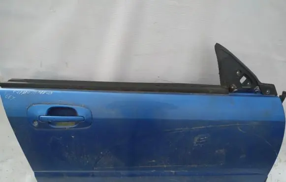 Subaru Impreza II Front door melynos