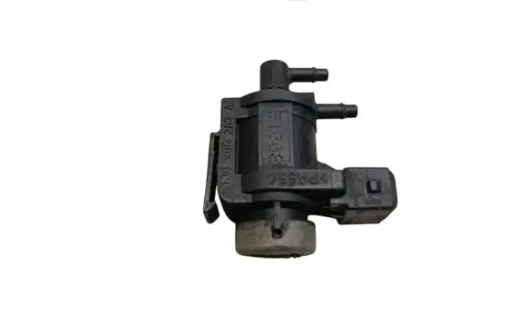 Volkswagen Golf IV Turbo solenoid valve 1J0906283A