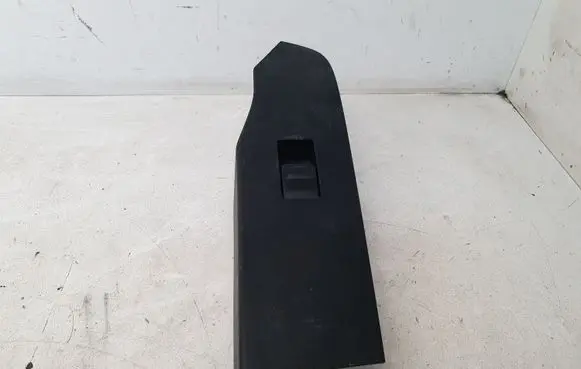 Toyota Auris E180 Electric window control switch 7423102D50