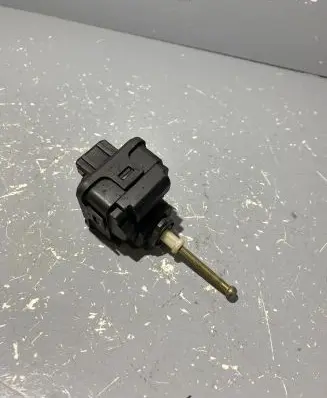 Volkswagen Golf Plus Headlight level adjustment motor 4A0941295