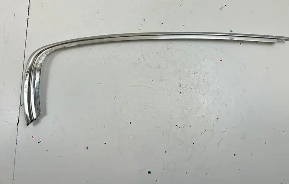 Maserati Quattroporte Rear door trim (molding)