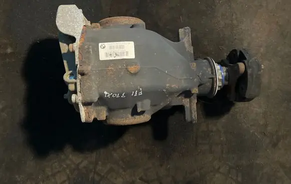 BMW 3 F30 F35 F31 Rear differential 7544873 0713110522770003 E21912256