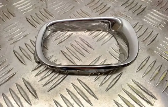 Lexus SC 430 Front bumper lower grill 5212724040