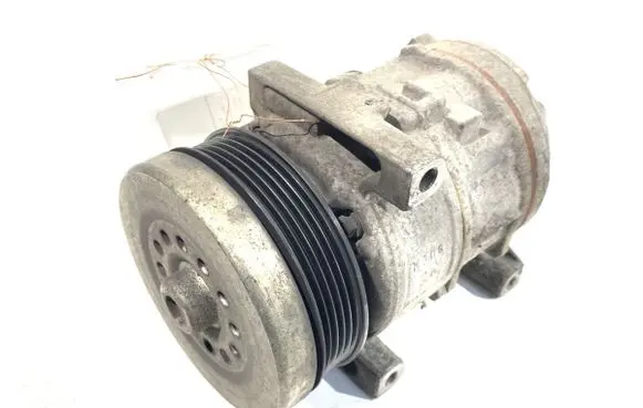 Fiat Grande Punto Air conditioning (A/C) compressor (pump) 55194880
