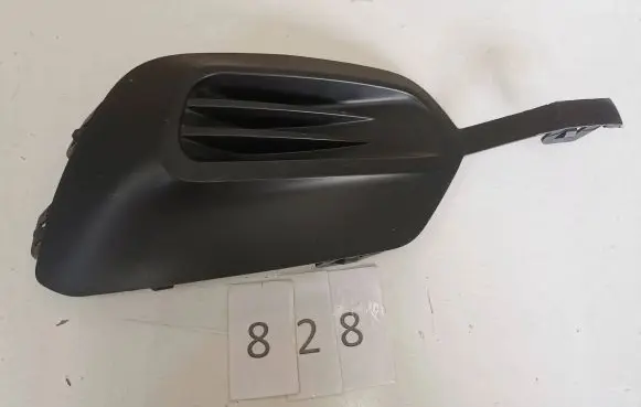 Opel Combo E Front fog light trim/grill 9816777880 86941