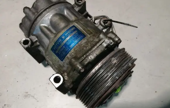 Ford Focus C-MAX Air conditioning (A/C) compressor (pump) 3M5H19D629HD
