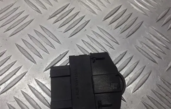 Audi A6 S6 C5 4B Headlight level adjustment motor 4B0919094