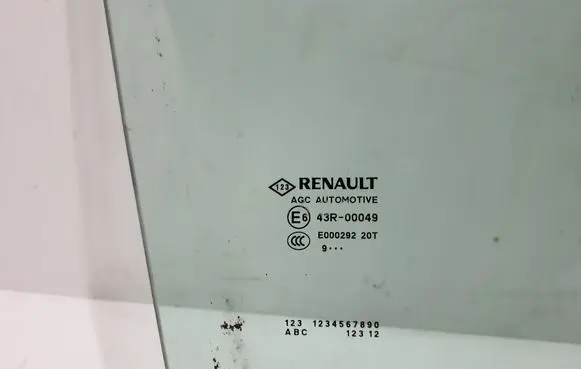 Renault Scenic IV - Grand scenic IV Front door window glass four-door 803007502R
