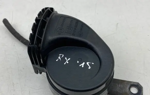 Lexus RX 450H Horn signal A045059 8651048190 E130094